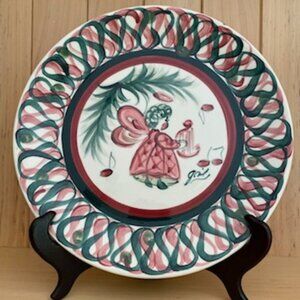 Gail Pittman Signed 1998 Angel Playing Harp Christmas Dinner Plate
